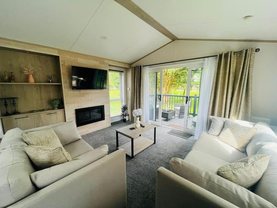 约克Hideaway Retreat With Hot Tub别墅 外观 照片